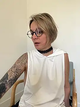 marinella07 online show from March 18, 2025, 12:17 pm