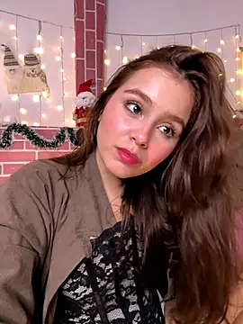 Juanelopez1 online show from December 15, 2025, 4:07 am