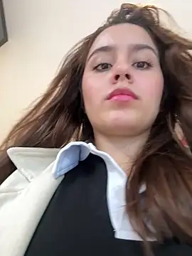 Juanelopez1 online show from November 13, 2025, 7:29 pm