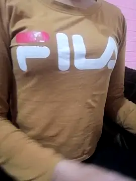 Snapshot of -Almira- chatting on November 11, 2025, 1:44 am -Almira- online show from November 11, 2025, 1:44 am