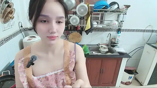 Snapshot of Babysex-2k chatting on October 9, 2025, 3:18 am Babysex-2k online show from October 9, 2025, 3:18 am