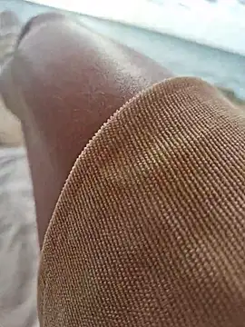 Snapshot of SexyErola27 chatting on October 23, 2025, 9:41 am SexyErola27 online show from October 23, 2025, 9:41 am