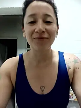Snapshot of emilypoppy3 chatting on May 15, 2026, 11:47 pm emilypoppy3 online show from May 15, 2026, 11:47 pm