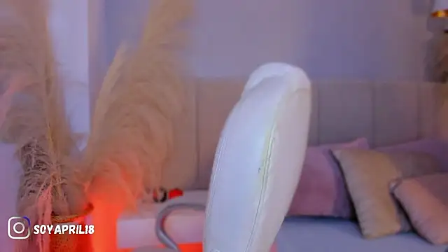 aprilebony  online show from March 20, 2026, 10:38 am