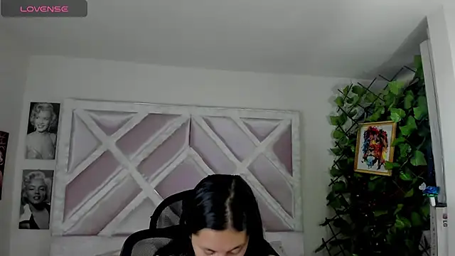 Murieel 69 online show from July 7, 2026, 1:14 pm