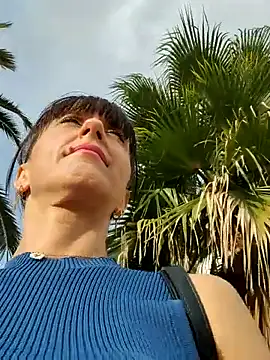 Melody87 online show from September 21, 2025, 4:23 pm