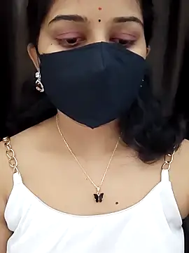 Snapshot of Angleannie chatting on February 20, 2026, 5:26 pm Angleannie online show from February 20, 2026, 5:26 pm