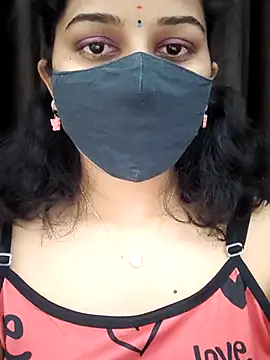 Snapshot of Angleannie chatting on February 12, 2026, 6:07 pm Angleannie online show from February 12, 2026, 6:07 pm