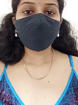 Angleannie online show from October 31, 2025, 1:52 pm