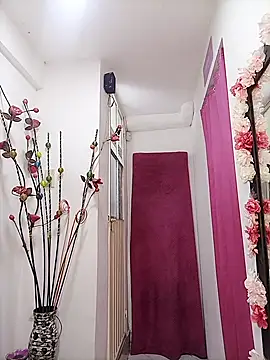 Snapshot of sweetfantasyy69 chatting on February 24, 2026, 2:45 am sweetfantasyy69 online show from February 24, 2026, 2:45 am