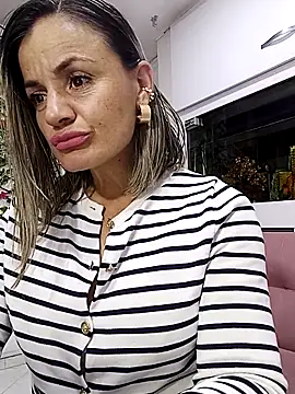 sweetfantasyy69 online show from May 22, 2026, 1:14 am