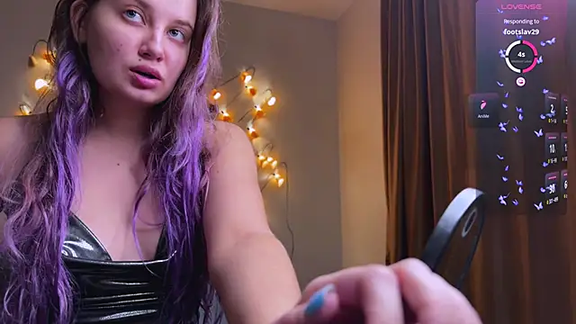 Snapshot of Femdom_Lola chatting on February 9, 2025, 2:07 pm Femdom Lola online show from February 9, 2025, 2:07 pm