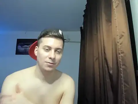 Snapshot of Dreamboy24 chatting on January 18, 2026, 3:48 pm Dreamboy24 online show from January 18, 2026, 3:48 pm