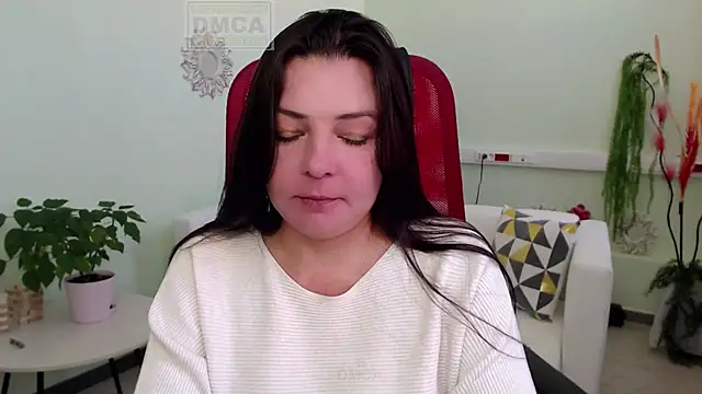 Snapshot of Lily_flower7 chatting on September 19, 2025, 8:40 am Lily flower7 online show from September 19, 2025, 8:40 am