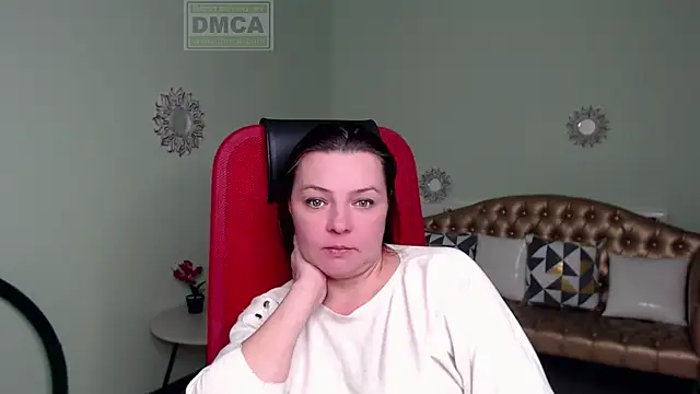 Snapshot of Lily_flower7 chatting on February 5, 2025, 4:06 am Lily flower7 online show from February 5, 2025, 4:06 am