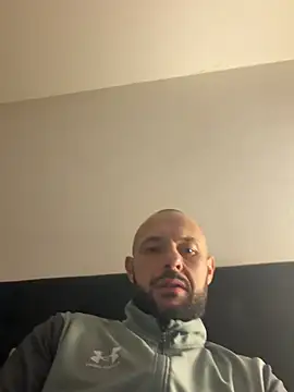 Guitccch online show from January 8, 2026, 5:46 am