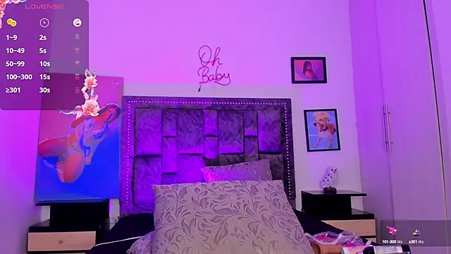 Snapshot of CandyRoxx1_ chatting on January 30, 2025, 8:31 pm CandyRoxx1 online show from January 30, 2025, 8:31 pm