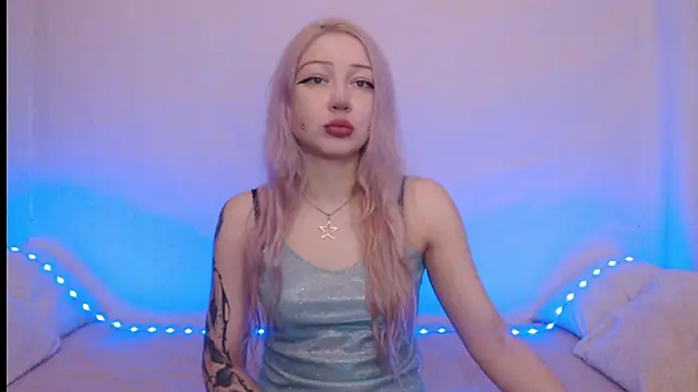 Emily hardcore online show from October 27, 2025, 9:27 pm