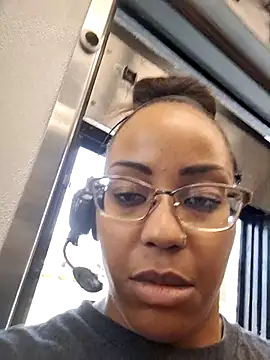 Snapshot of samone9 chatting on March 21, 2025, 7:13 pm samone9 online show from March 21, 2025, 7:13 pm