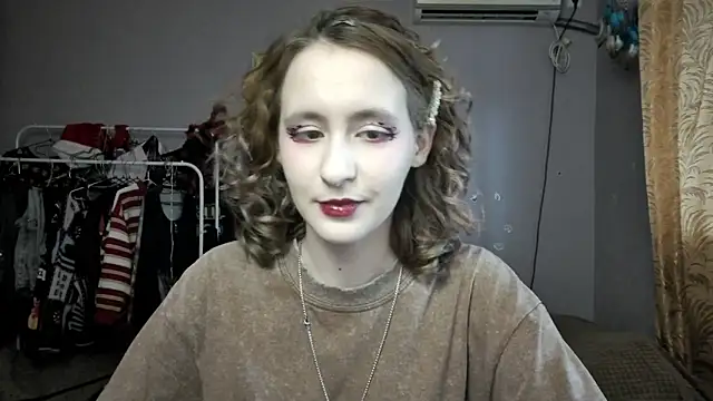 Snapshot of JoannaTompson chatting on January 27, 2025, 6:09 am JoannaTompson online show from January 27, 2025, 6:09 am