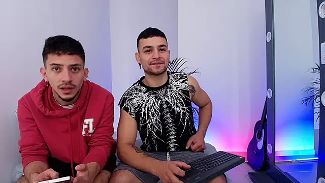 Aron-santoro online show from November 14, 2025, 1:59 pm