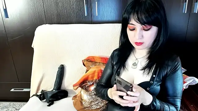 DaisyMun online show from May 8, 2026, 4:27 am