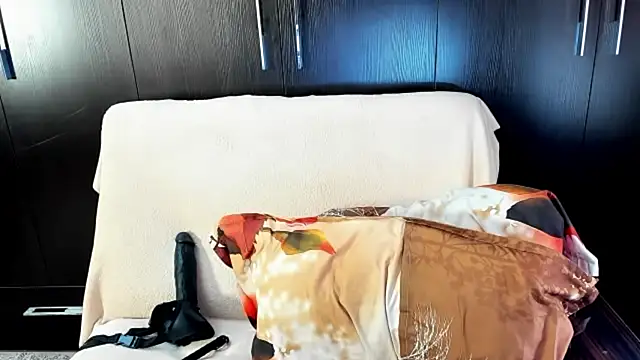 Snapshot of DaisyMun chatting on April 15, 2026, 4:51 am DaisyMun online show from April 15, 2026, 4:51 am