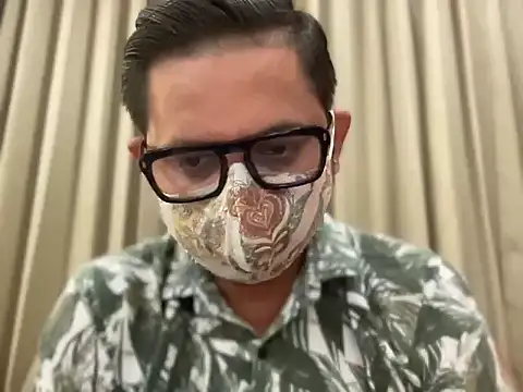 slavekinky001 online show from April 12, 2026, 7:06 pm