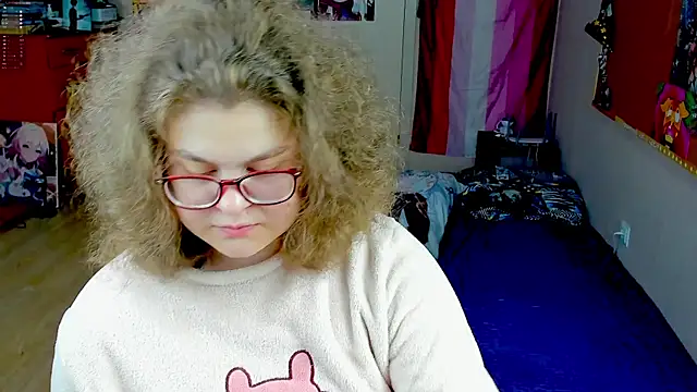 Sashy Way online show from December 17, 2025, 11:26 am