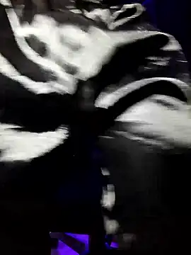 Snapshot of Naughty_Charly chatting on April 9, 2026, 6:19 am Naughty Charly online show from April 9, 2026, 6:19 am