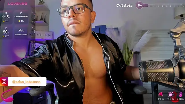 Snapshot of Naughty_Charly chatting on May 10, 2026, 7:27 pm Naughty Charly online show from May 10, 2026, 7:27 pm