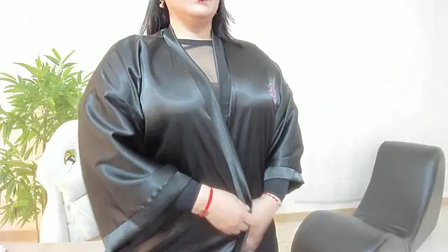 martina foxy  online show from February 27, 2026, 12:16 pm