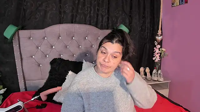 martina foxy  online show from March 20, 2025, 7:35 pm