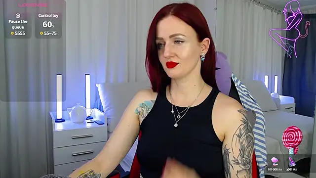 Snapshot of ElisaJane chatting on February 20, 2025, 10:26 pm ElisaJane online show from February 20, 2025, 10:26 pm