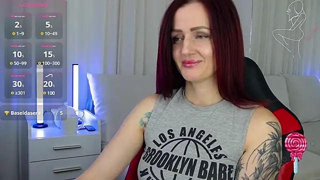 Snapshot of ElisaJane chatting on January 17, 2025, 8:55 pm ElisaJane online show from January 17, 2025, 8:55 pm