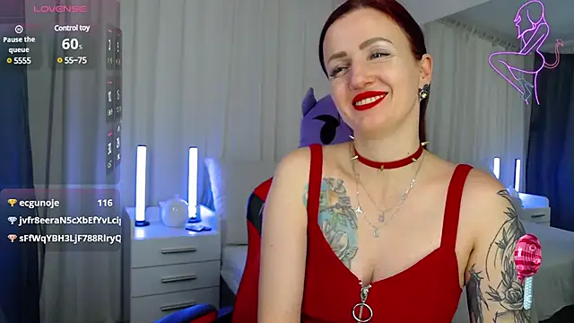 Snapshot of ElisaJane chatting on February 23, 2025, 8:44 pm ElisaJane online show from February 23, 2025, 8:44 pm