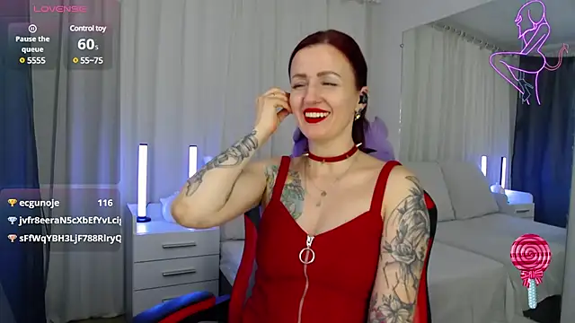Snapshot of ElisaJane chatting on February 23, 2025, 2:51 am ElisaJane online show from February 23, 2025, 2:51 am