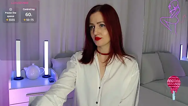 Snapshot of ElisaJane chatting on February 28, 2025, 9:55 pm ElisaJane online show from February 28, 2025, 9:55 pm