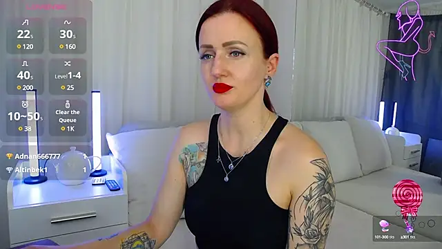Snapshot of ElisaJane chatting on February 20, 2025, 12:52 am ElisaJane online show from February 20, 2025, 12:52 am