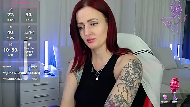 Snapshot of ElisaJane chatting on February 8, 2025, 6:43 am ElisaJane online show from February 8, 2025, 6:43 am