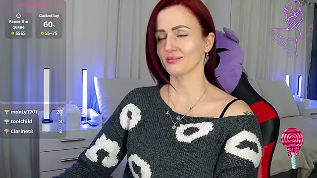 Snapshot of ElisaJane chatting on January 21, 2025, 1:50 am ElisaJane online show from January 21, 2025, 1:50 am