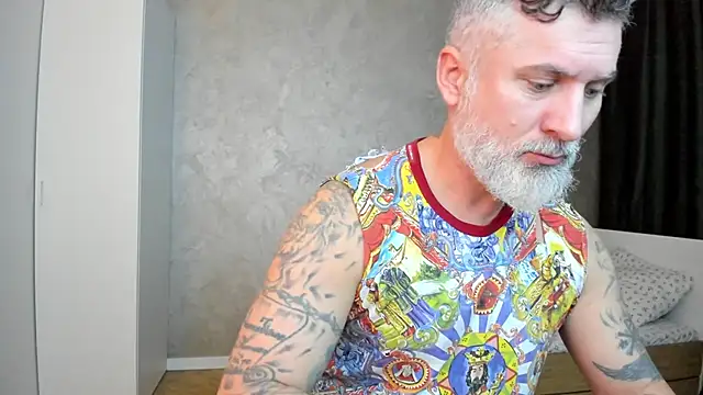 BlowMyXXL online show from January 8, 2025, 10:16 pm