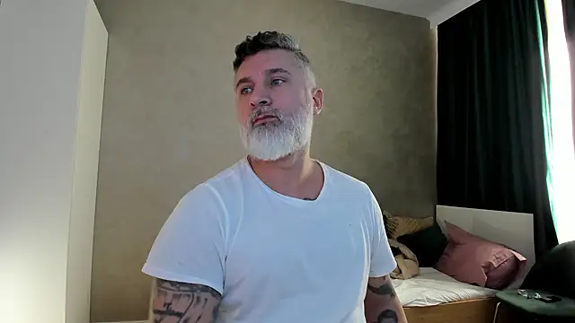 BlowMyXXL online show from January 7, 2025, 10:33 am