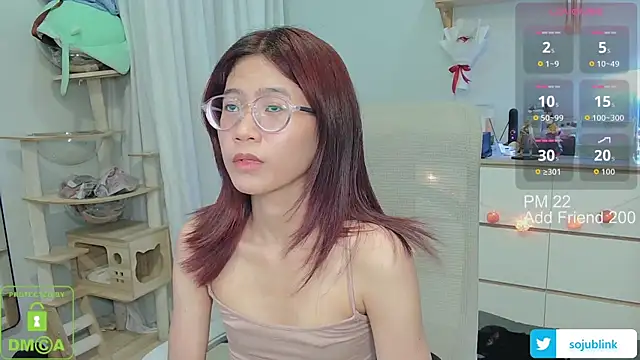 littlemiilk online show from April 8, 2026, 8:38 am