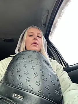 MerlinDave online show from November 22, 2025, 3:05 am