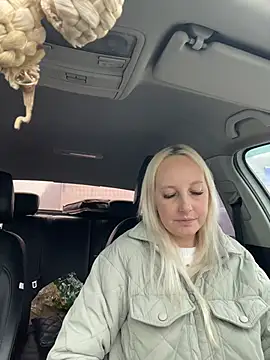 Snapshot of MerlinDave chatting on March 27, 2026, 1:36 am MerlinDave online show from March 27, 2026, 1:36 am