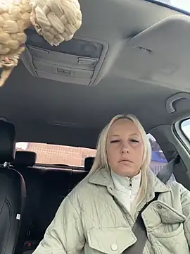 Snapshot of MerlinDave chatting on March 25, 2026, 1:06 am MerlinDave online show from March 25, 2026, 1:06 am