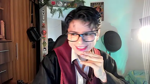 Snapshot of marckalexis chatting on September 14, 2025, 1:55 pm marckalexis online show from September 14, 2025, 1:55 pm