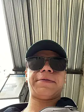 Snapshot of marckalexis chatting on September 18, 2025, 12:52 pm marckalexis online show from September 18, 2025, 12:52 pm