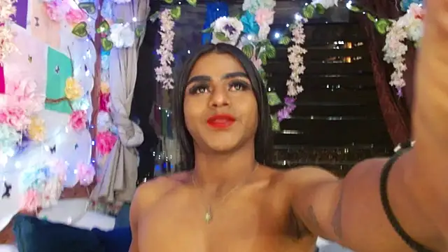 Snapshot of Karly_coffe chatting on February 16, 2025, 1:14 am Karly coffe online show from February 16, 2025, 1:14 am